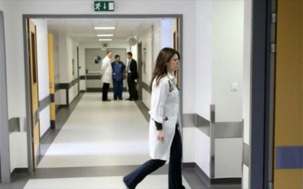 «Καμπανάκι» Παγώνη: Το 70% των ασθενών είναι νέοι άνθρωποι