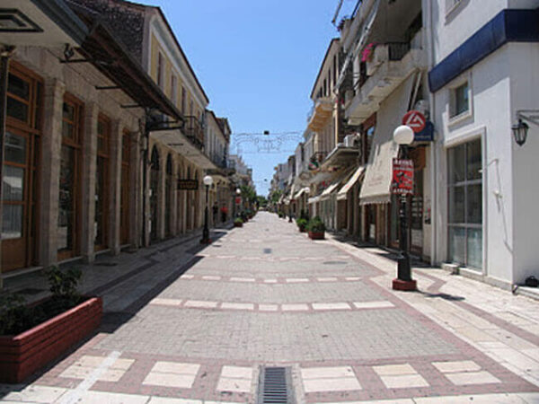 Lockdown: Άρση κατά τόπους προτείνει ο καθηγητής Τζανάκης – Χρειάζεται μεγάλη προσοχή
