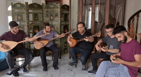 Άρτα: Οι ARTA SAZ παίζουν ζεϊμπέκικα Μυτιλήνης (VD)