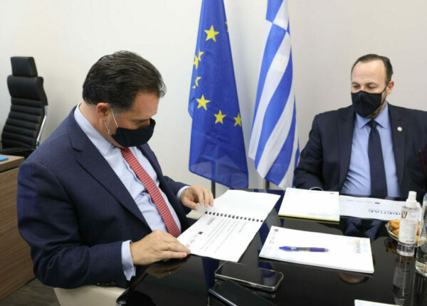 Επίσκεψη Υπουργού Ανάπτυξης στα γραφεία του ΕΦΕΠΑΕ στην Αθήνα