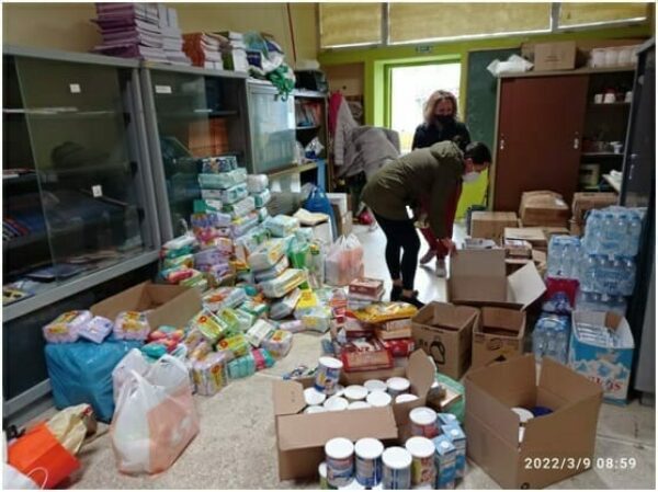 Αποστολή ανθρωπιστικής βοήθειας από το 4οΓΕΛ – 4ο ΓΥΜ/ΣΙΟ – 3ο ΔΗΜ – 5ο ΔΗΜ.