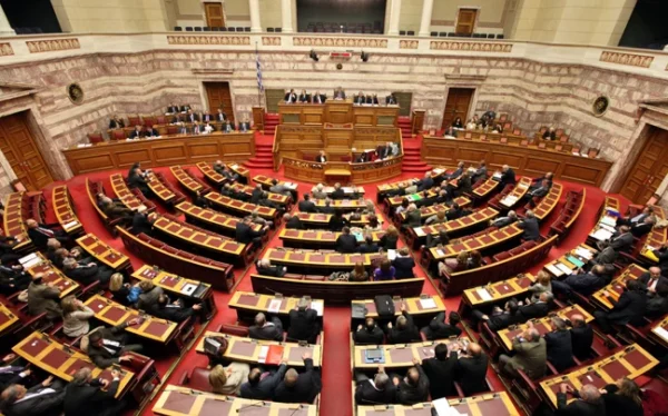 Η μείωση εδρών και το πραγματικό πρόβλημα της περιοχής μας