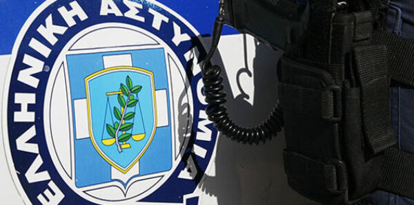 Σύλληψη για μεταφορά παράτυπων μεταναστών στη Θεσπρωτία