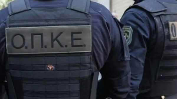 Σύλληψη στην Άρτα για διάρρηξη διαμερίσματος