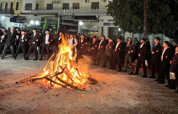 Η άϋλη πολιτιστική κληρονομιά και οι μπαντίδοι της Άρτας