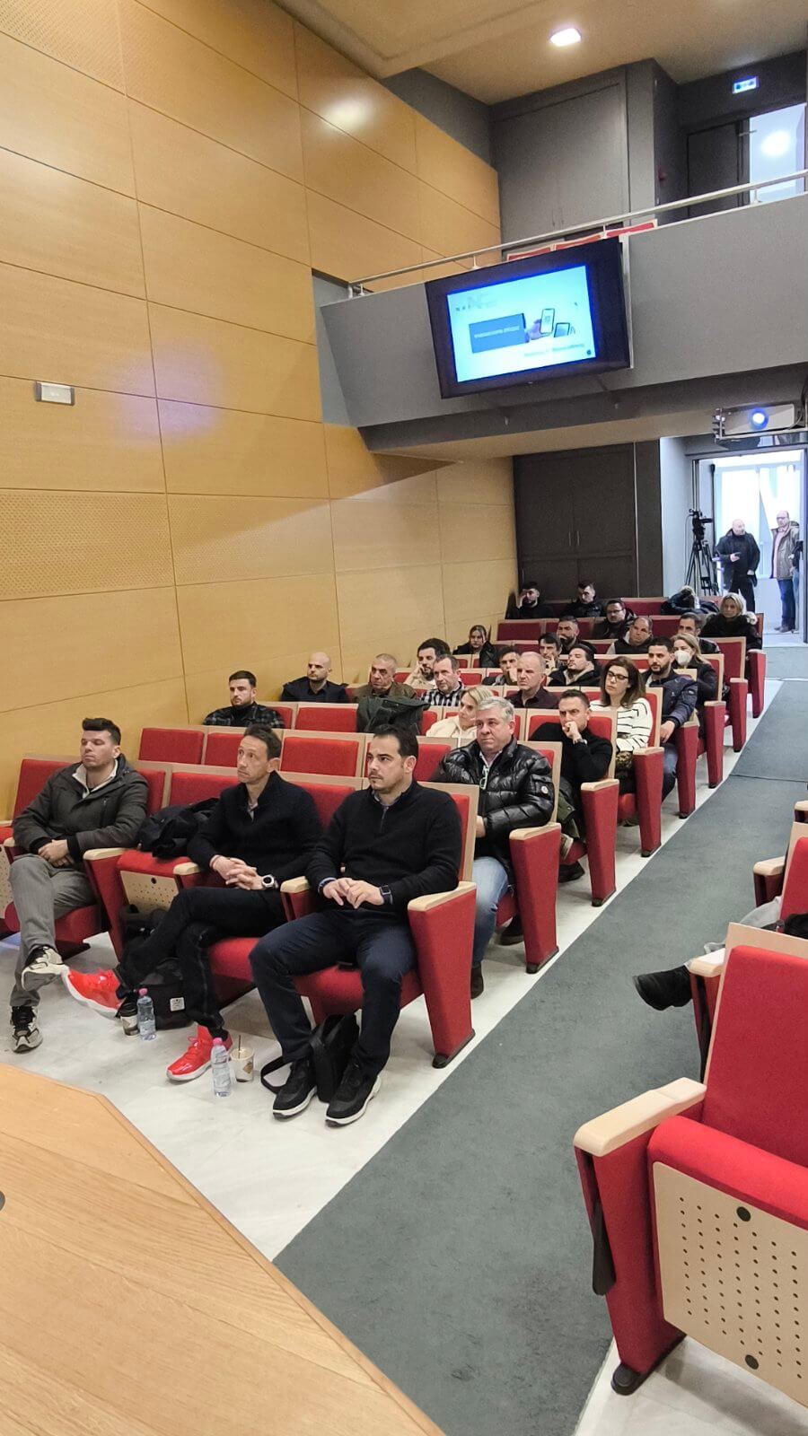 IMG 280f24c5b8da7ba6cd376745059bc54a V