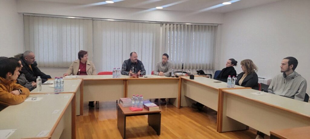 IMG ba2d1382f96270b7cb6b65d85837574a V~2 (1)